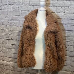 Forever 21 oversized pink furry coat Size M excellent condition